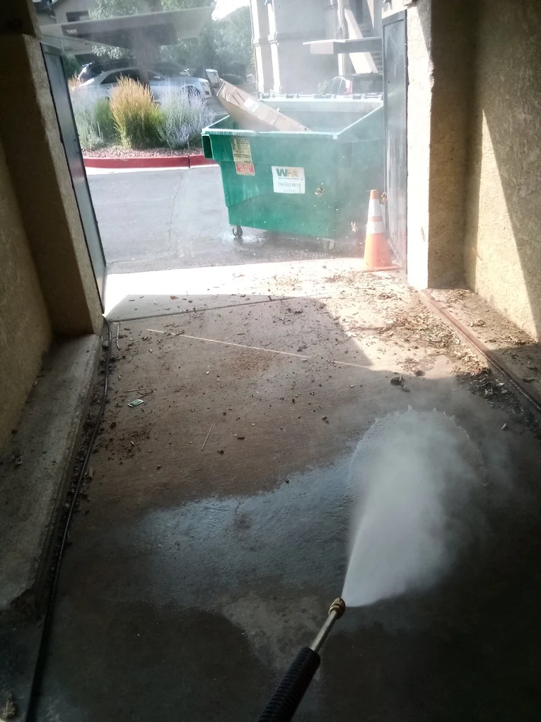 Gutter Cleaning Colorado Springs